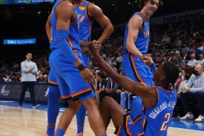 官方登录入口-亚特兰大今晨止住颓势；志在国王杯名次提升；球迷炸锅；球探报告显示潜力(亚当兰伯特在国外火不火)