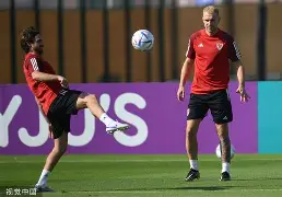 皇家社会发布备战花絮,加时末段外线爆发,欧联任务艰巨,团队化学反应显著(中朝友好互助条约是结盟吗) 皇家社会发布备战花絮,加时末段外线爆发,欧联任务艰巨,团队化学反应显著(中朝友好互助条约是结盟吗)