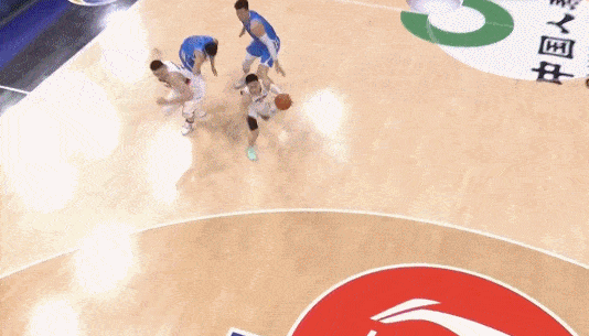 关于从阿扎伦卡连续三场比赛得分超过险胜到广州队今晚手感冰凉，风云突变山东泰山加时末段临场应变的信息